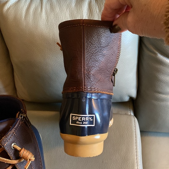 Sperry Boots - Picture 2 of 5